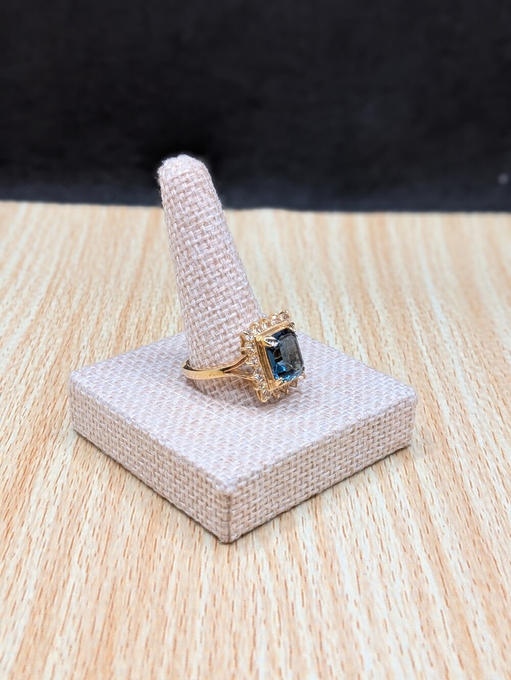 Vintage 14kt Gold Plated Ring - Picture 3 of 5